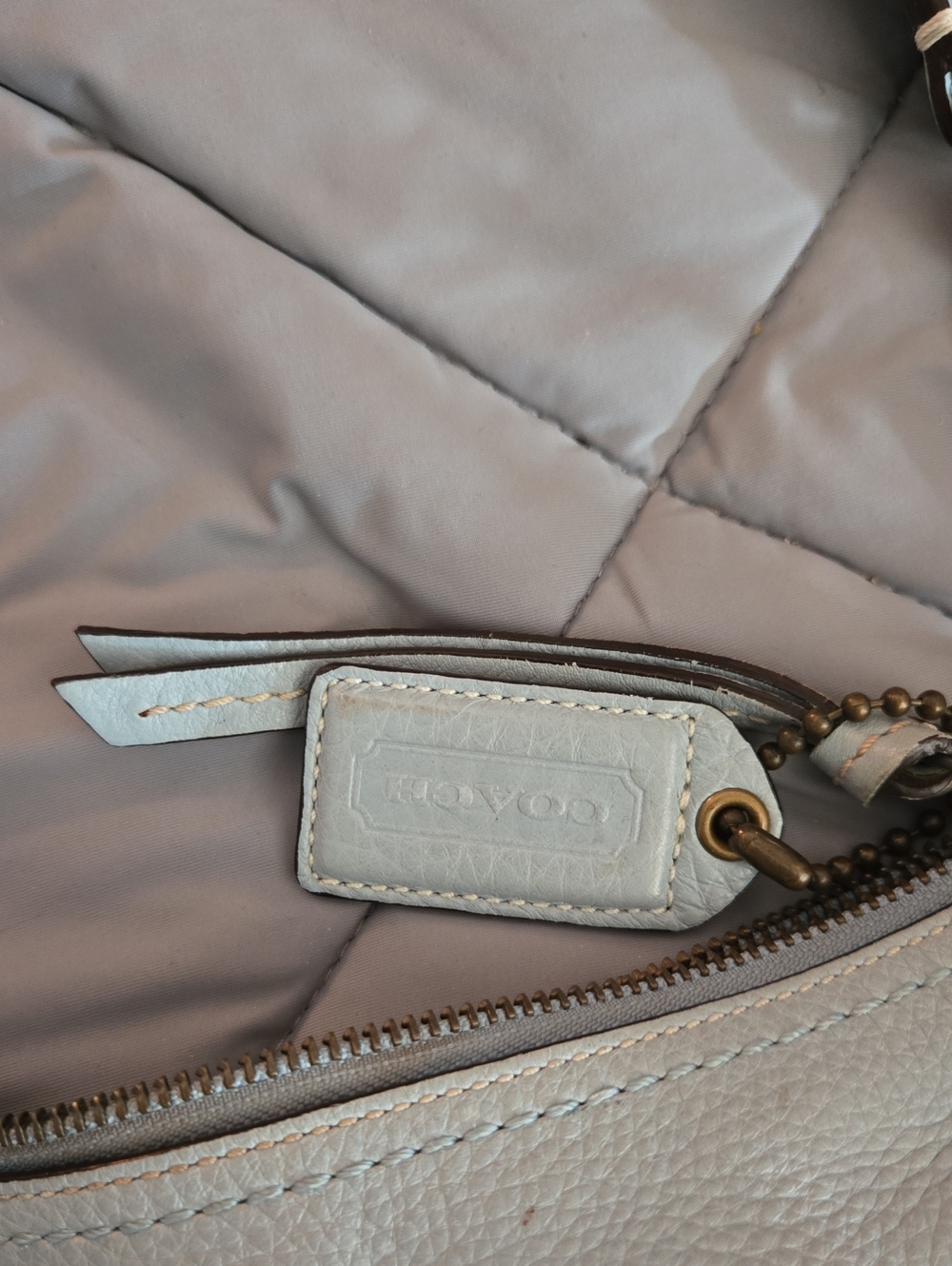 Coach Lite Blue Vintage Pebbled Leather Shoulder Bag with Brass Hardware - Picture 5 of 9